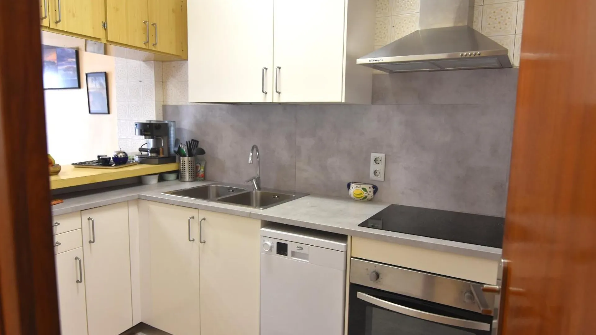 Rnet - Castell Trinitat Apartment Roses 0*,  Spain